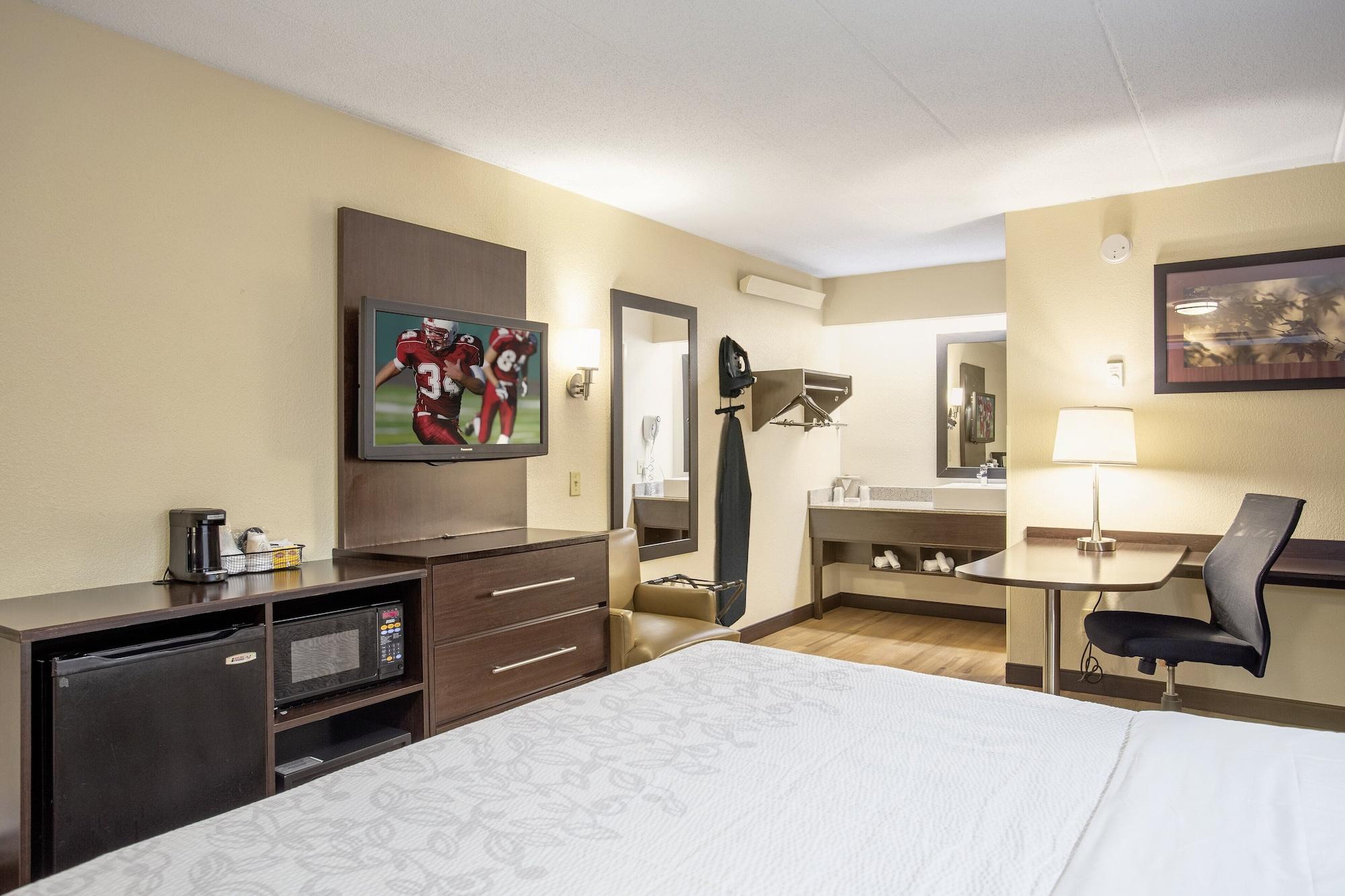 Red Roof Inn Plus+ Washington Dc - Александрія Екстер'єр фото