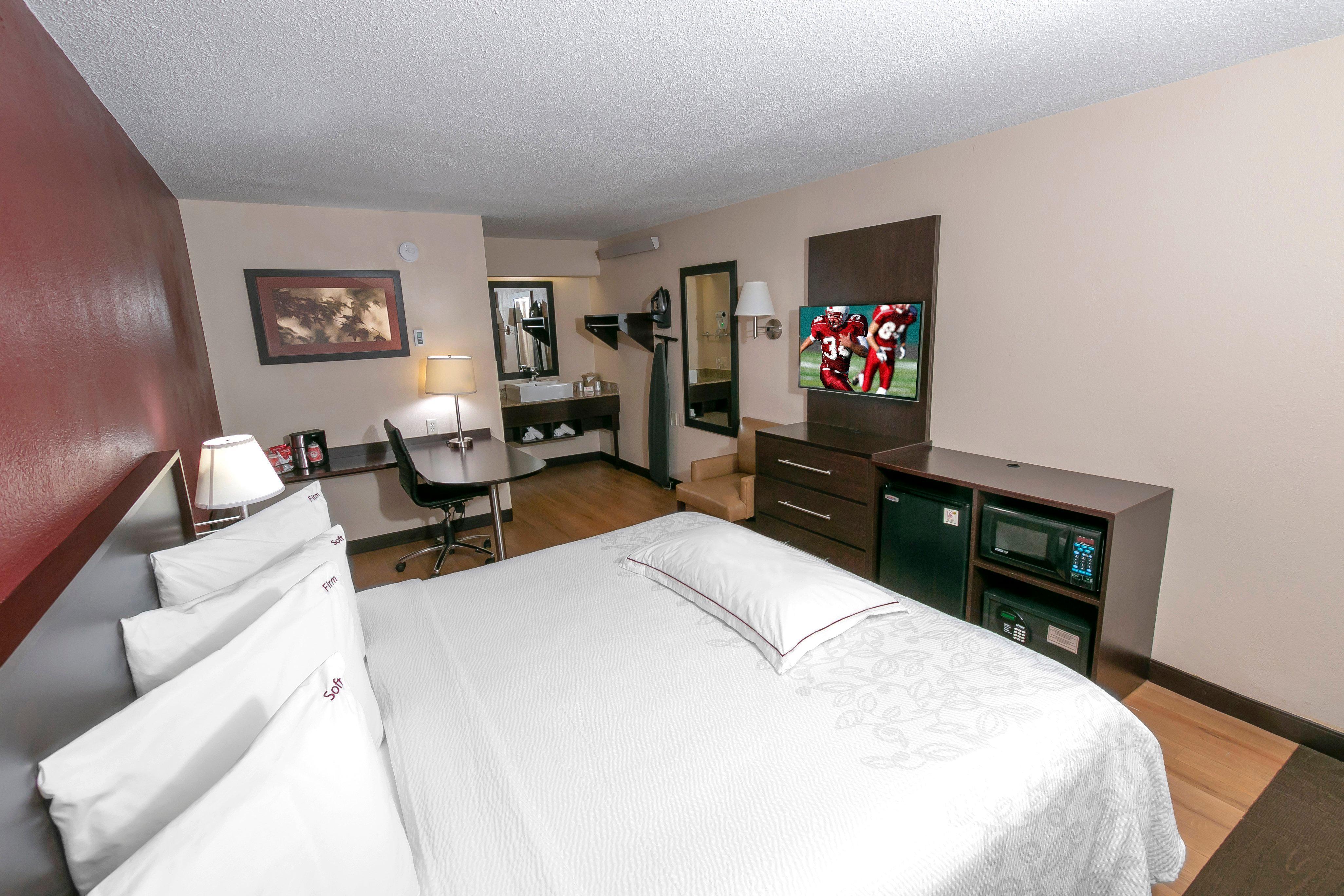 Red Roof Inn Plus+ Washington Dc - Александрія Екстер'єр фото