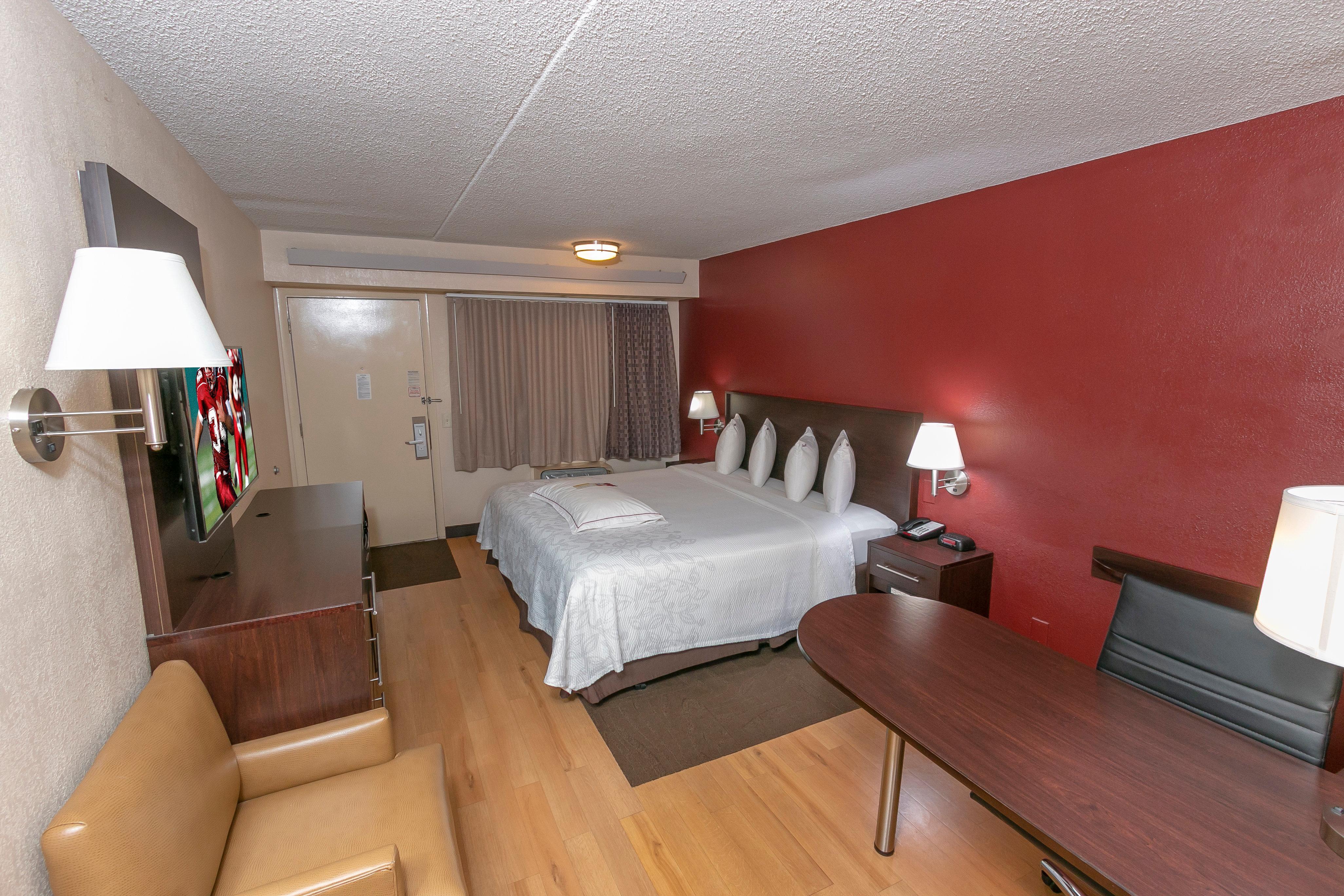 Red Roof Inn Plus+ Washington Dc - Александрія Екстер'єр фото
