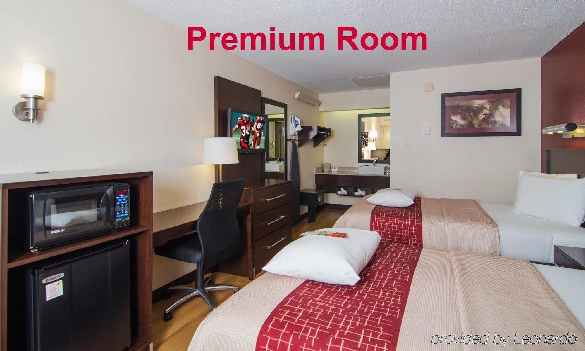 Red Roof Inn Plus+ Washington Dc - Александрія Екстер'єр фото